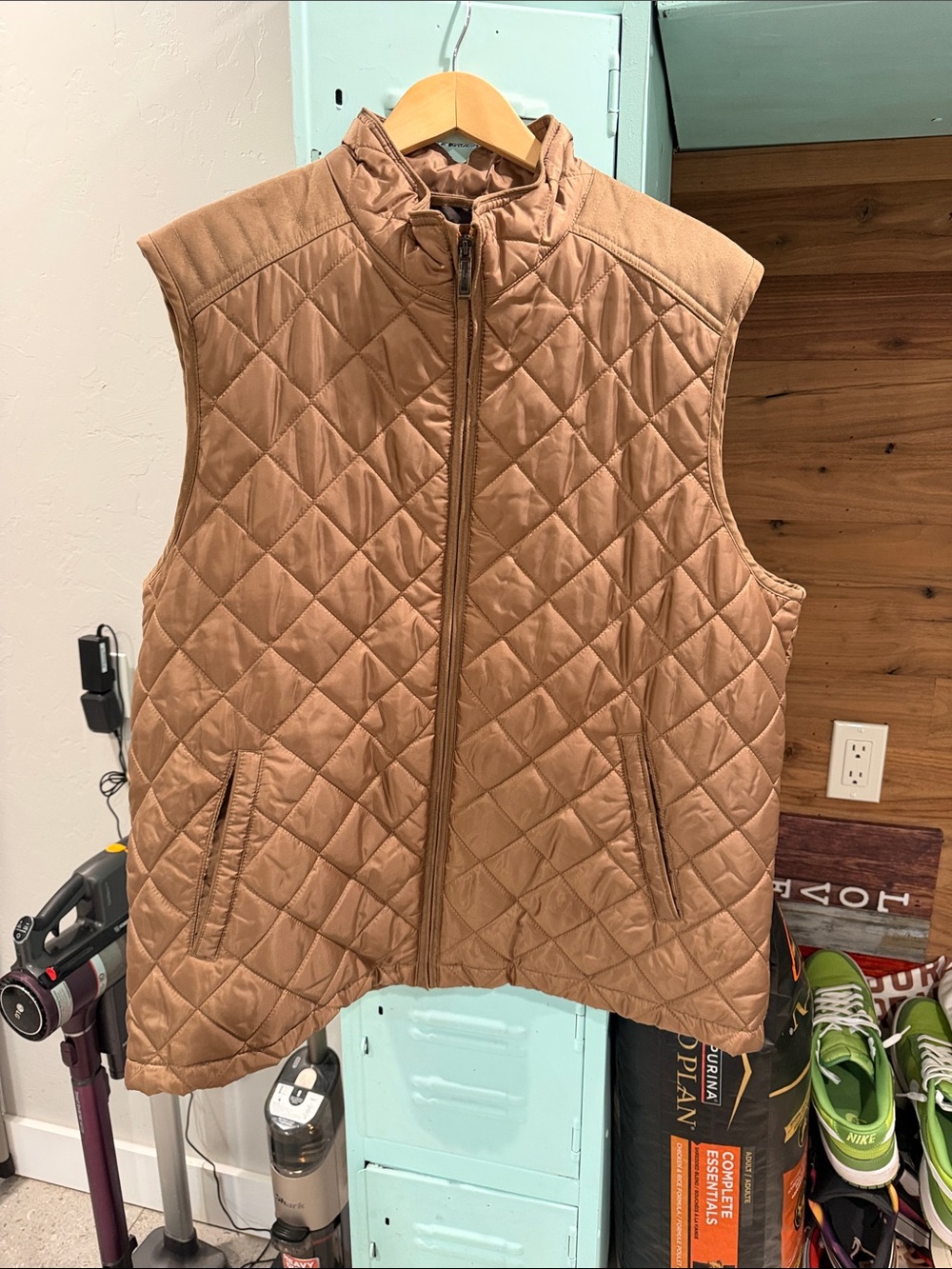 Johnston and Murphy quilted vest